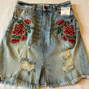 Zara Jeans Skirt size small